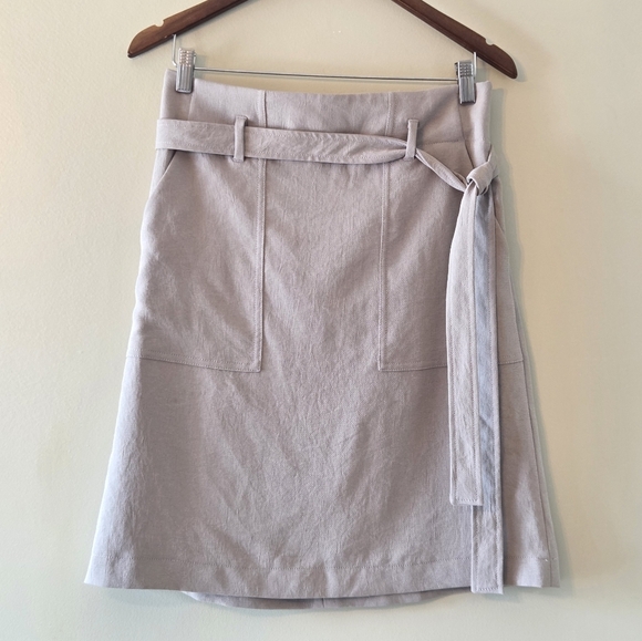 Aritzia Wilfred High Waist Belted Pockets Mini Skirt Size 6. - Picture 3 of 10
